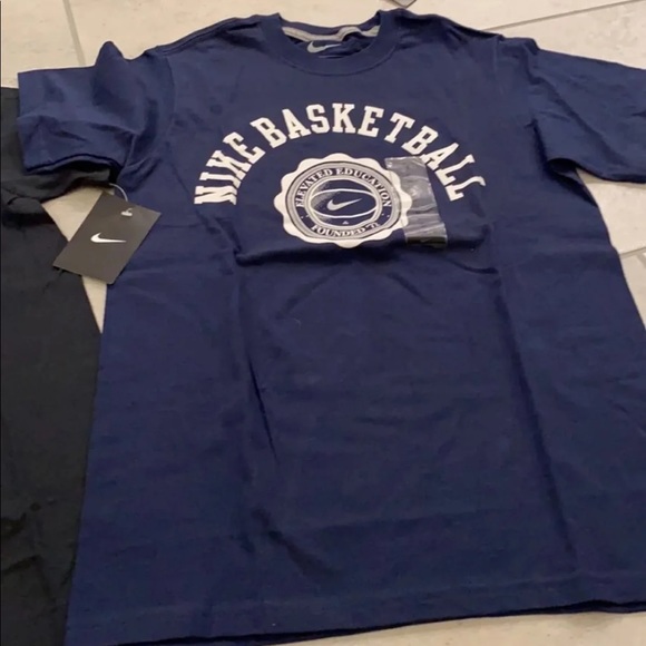 Nike Other - Brand new boys Nike basketball top